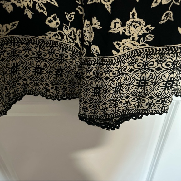 Volcom Women's on The Brink Romper, Black XS - Picture 6 of 10